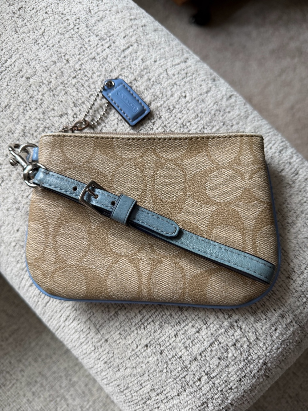 Coach Signature Tan Signature Coated Canvas Wristlet/Blue leather Trim. 6x4